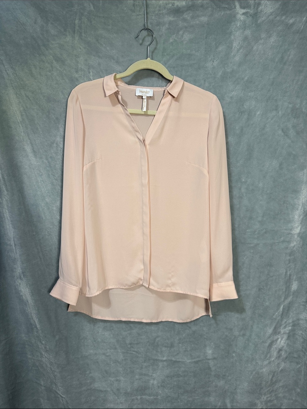 Laundry By Shelli Segal Pale Blush V-Neck Long-Sleeve Blouse